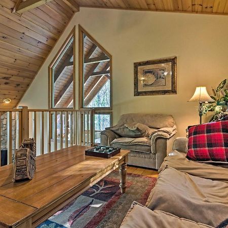 Spacious Maggie Valley Cabin With Hot Tub And Mtn View Dış mekan fotoğraf