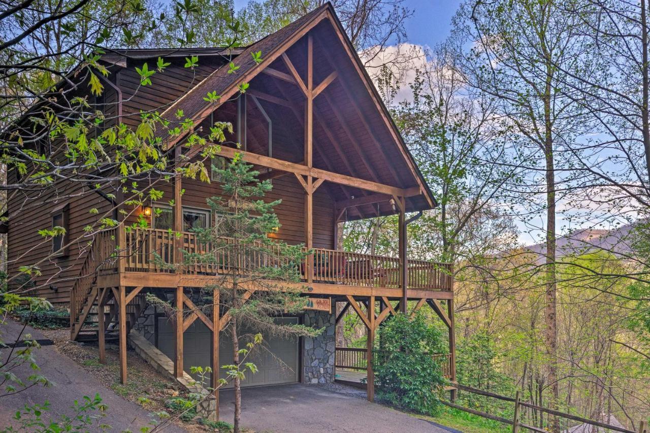 Spacious Maggie Valley Cabin With Hot Tub And Mtn View Dış mekan fotoğraf