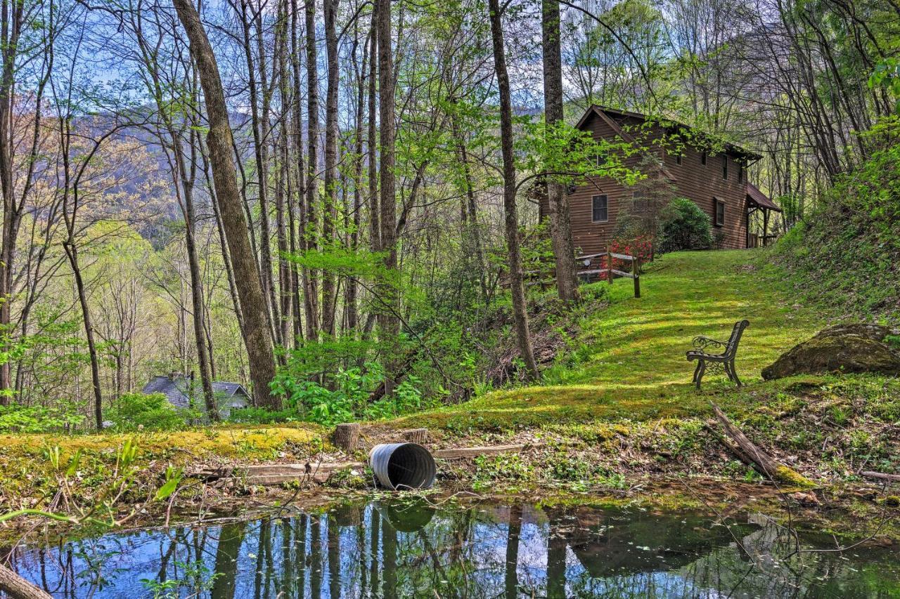 Spacious Maggie Valley Cabin With Hot Tub And Mtn View Dış mekan fotoğraf