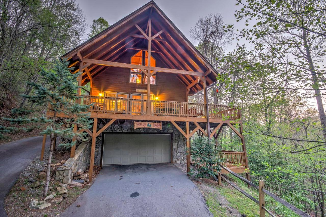 Spacious Maggie Valley Cabin With Hot Tub And Mtn View Dış mekan fotoğraf